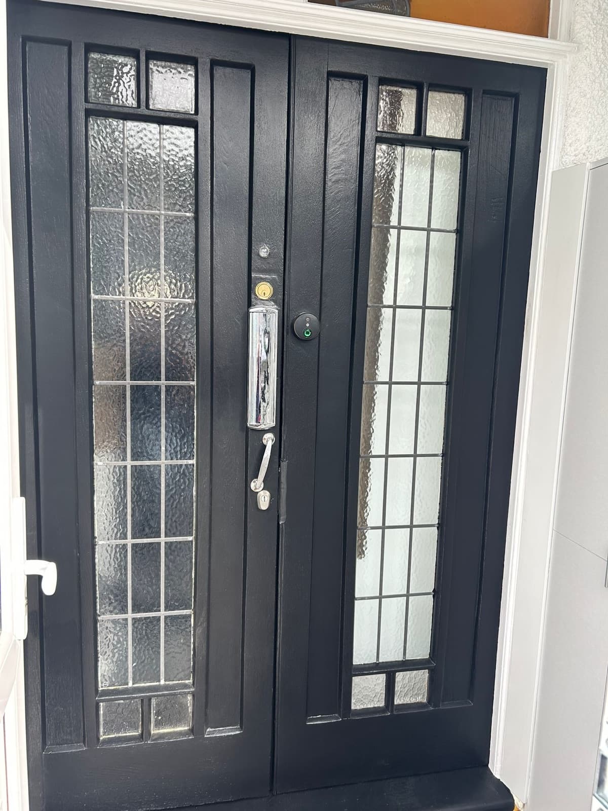 Bespoke Porch Storage 2