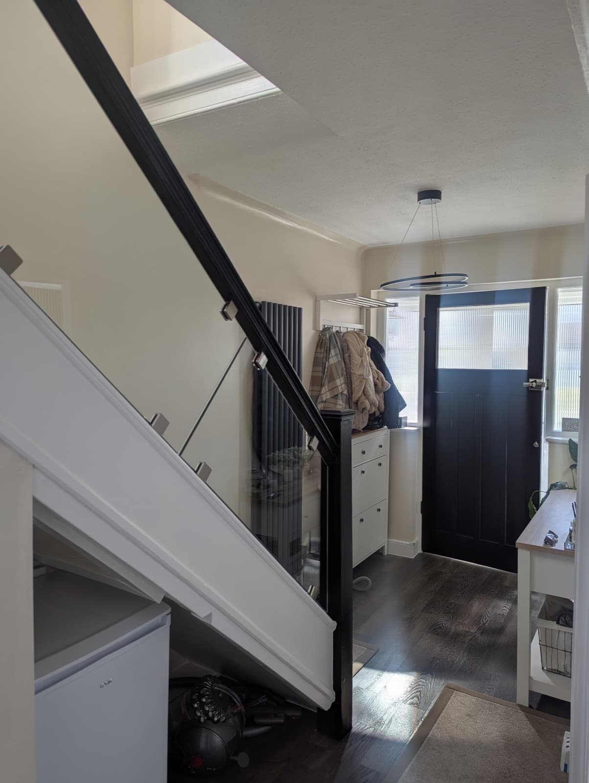 Staircase & Glass Balustrade 1